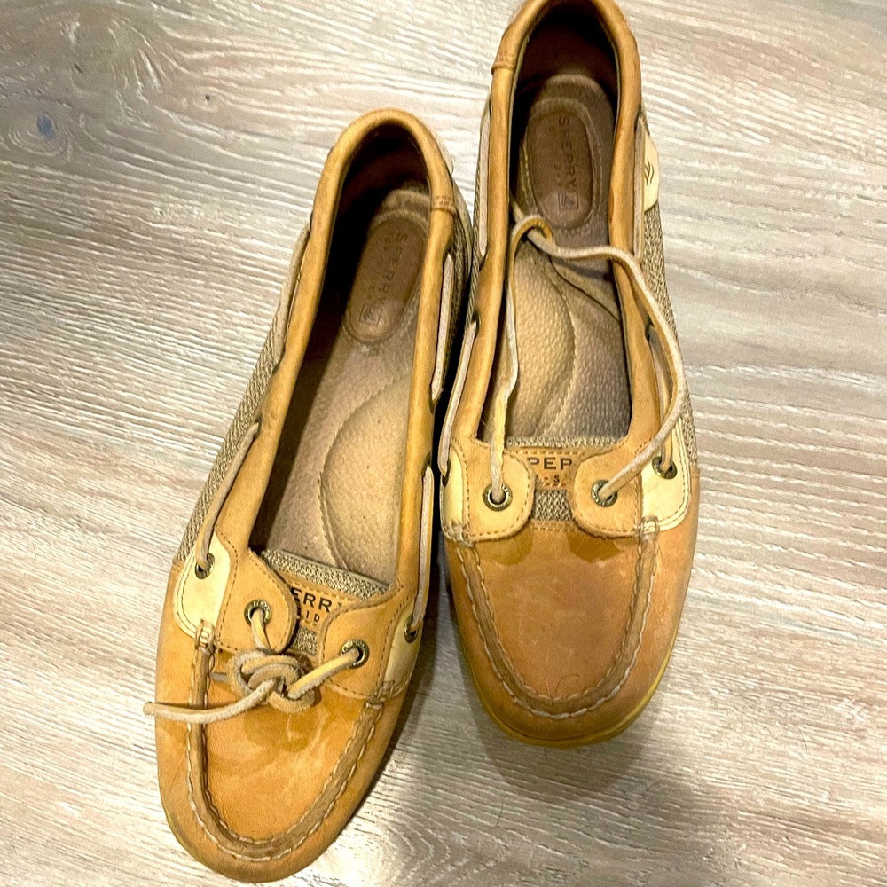 Tan Sperry Topsiders